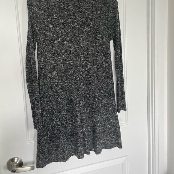 Dress - Picture 4 of 5